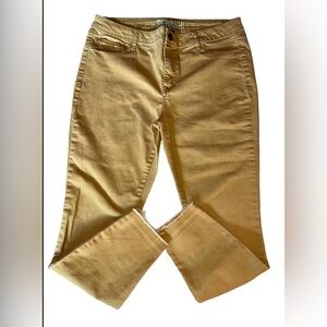 New York REWASH Los Angeles Youth Jeans 13/31. Inseam 10” Waist 17” Rise 25.5”